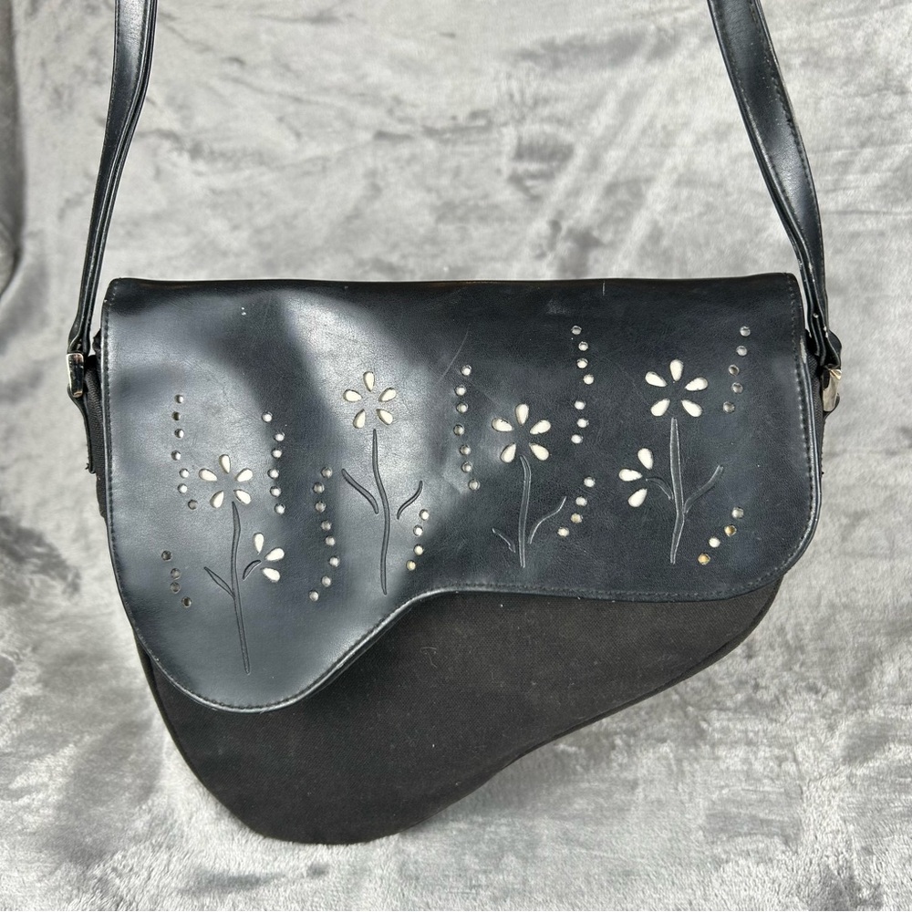 La Rue Saddle Bag Purse With Floral Cut Out Black‎ Leather & Canvas Shoulder Bag